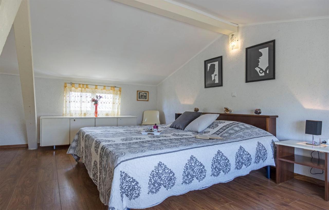 Villa Karina Tar Tar-Vabriga Eksteriør billede