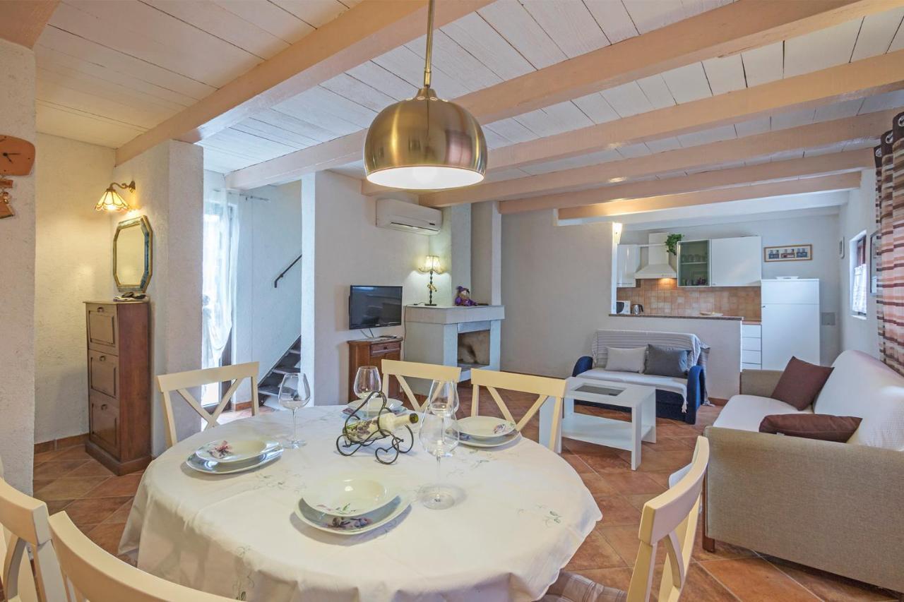 Villa Karina Tar Tar-Vabriga Eksteriør billede